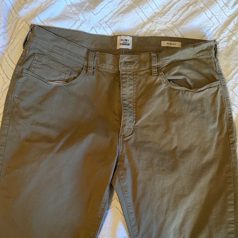 Flint and Tinder Men's Khaki Chinos